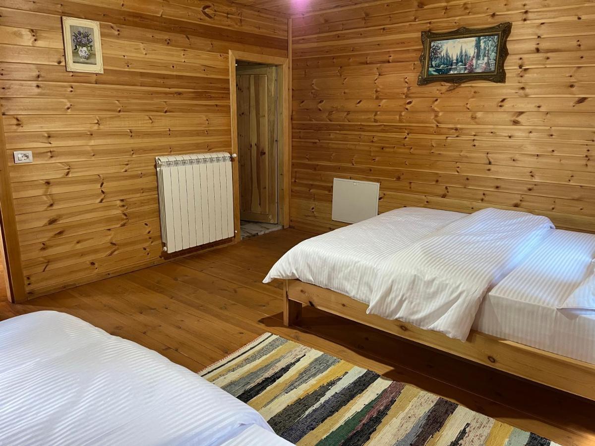 Bujtina Leke Gerla Hotel เธทธ์ ภายนอก รูปภาพ