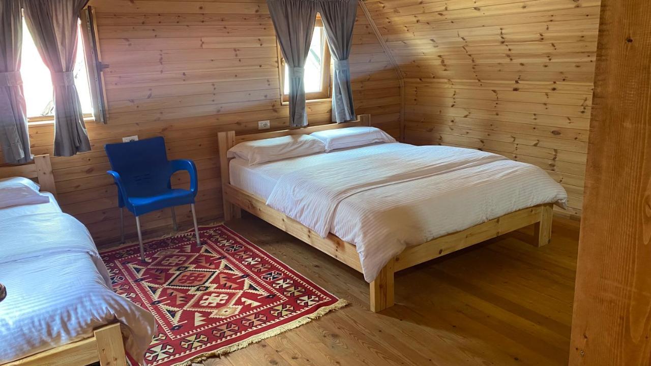 Bujtina Leke Gerla Hotel เธทธ์ ภายนอก รูปภาพ