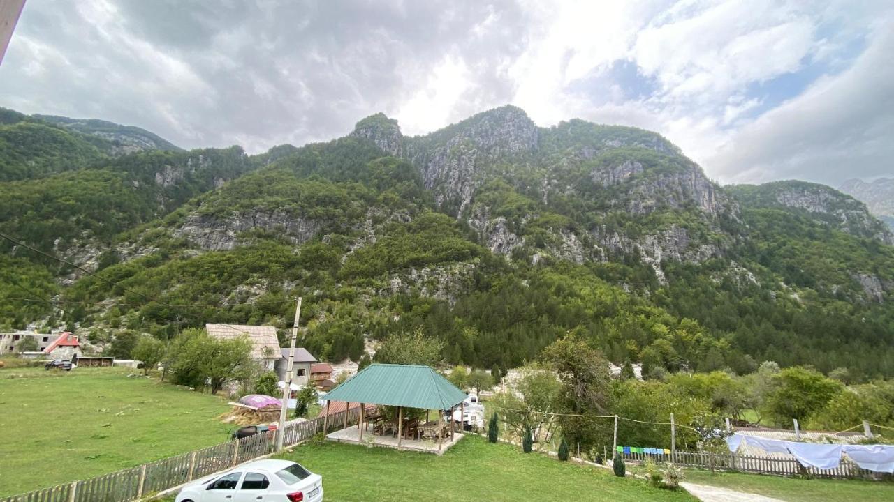 Bujtina Leke Gerla Hotel เธทธ์ ภายนอก รูปภาพ